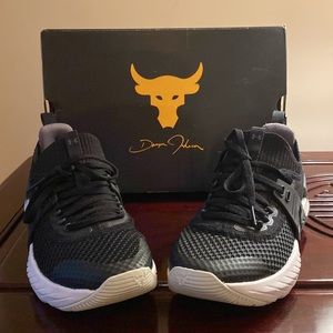 Under Armour Project Rock 4 - youth size 4